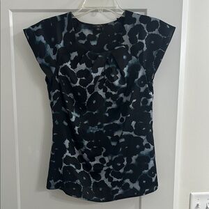 Ann Taylor Black and Gray Patterned Blouse